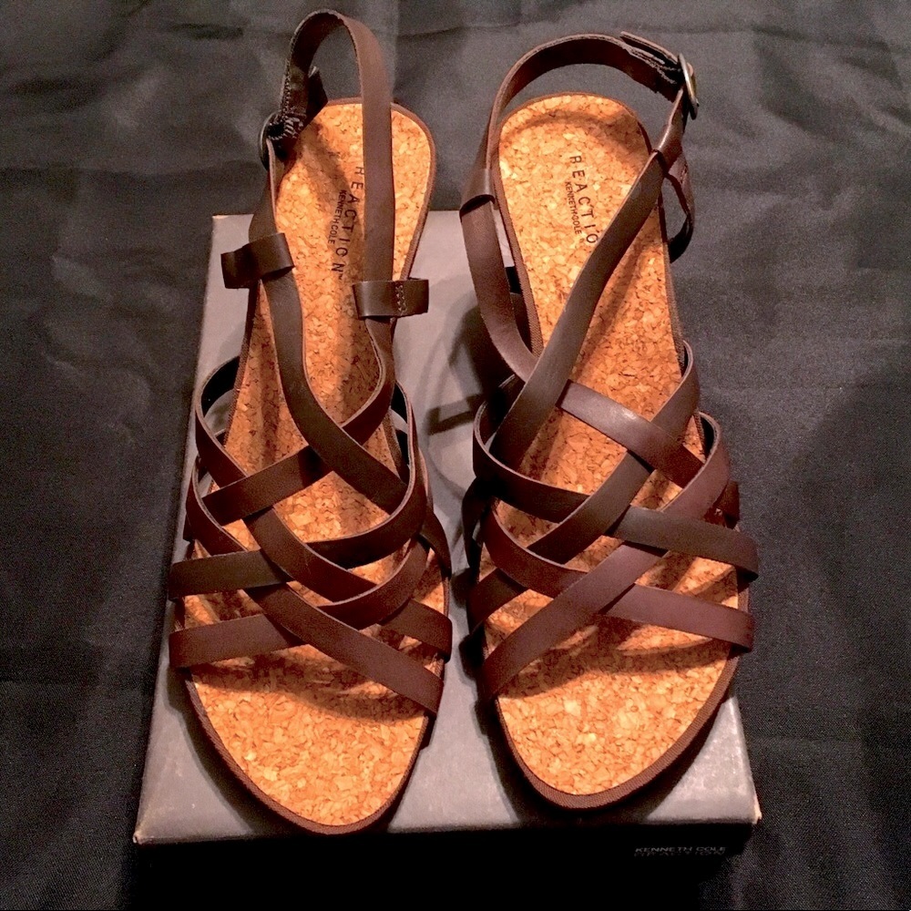 ‼️NEW‼️ Kenneth Cole Reaction Cedar-Ful Wedges